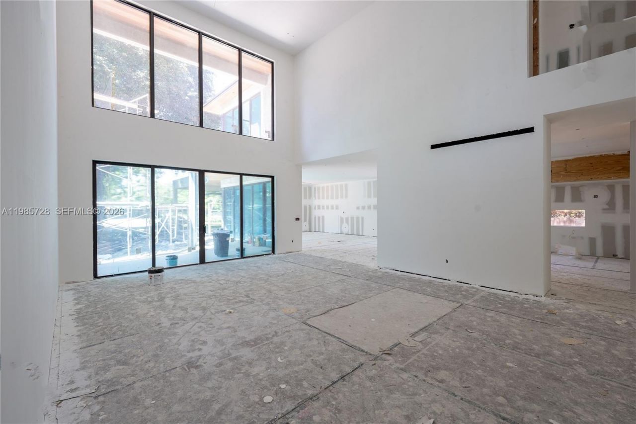 18770 NE 22nd Ave, Miami, FL 33180 Photo