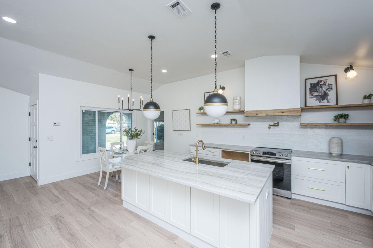 5819 Saint Angela Drive Photo 16