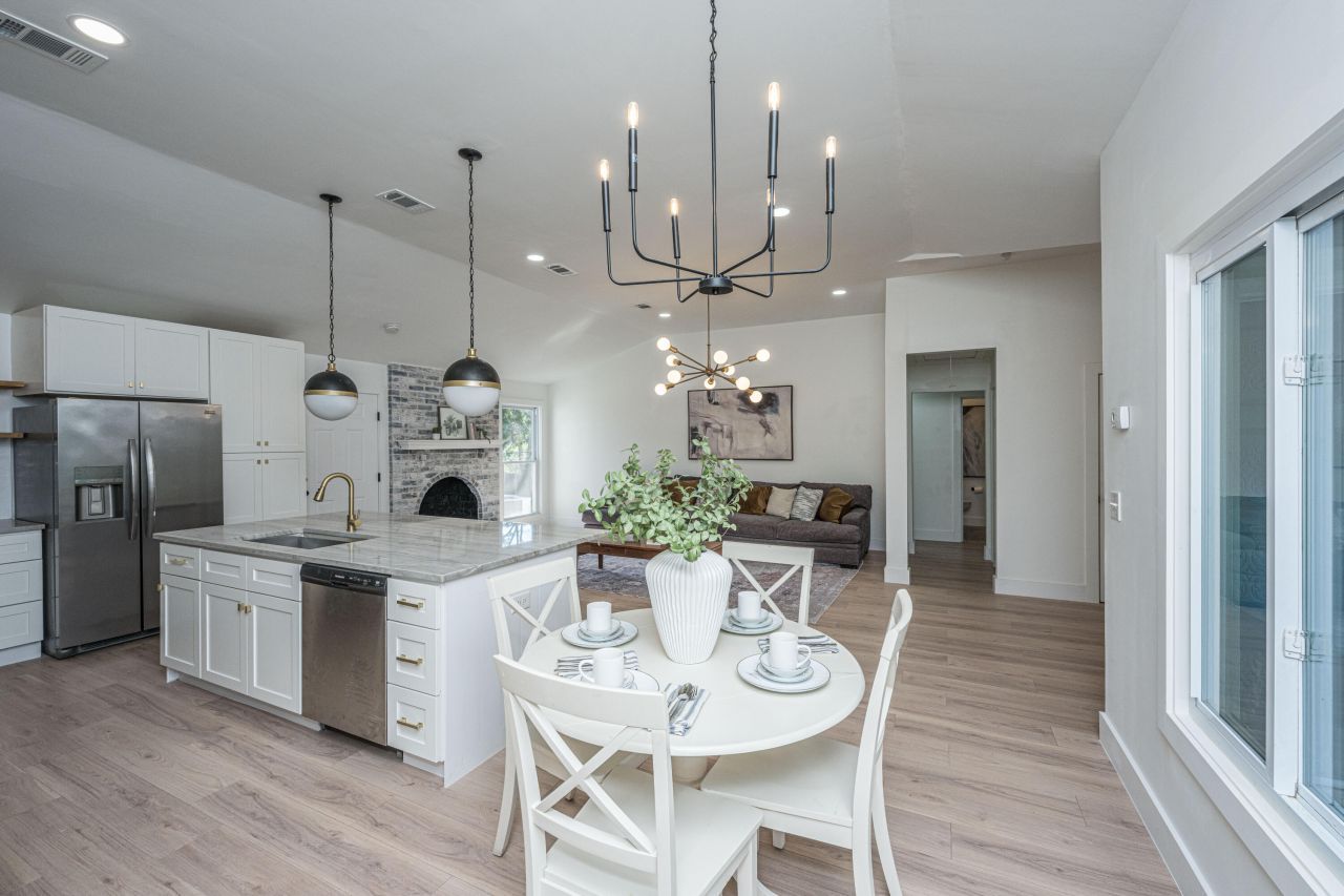 5819 Saint Angela Drive Photo 8