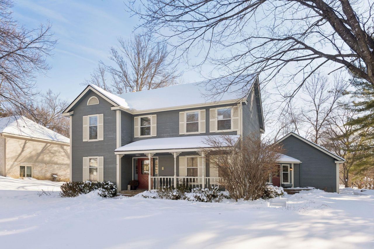 5221 Knob Hill Court , Minnetonka, MN 55345 Main Photo