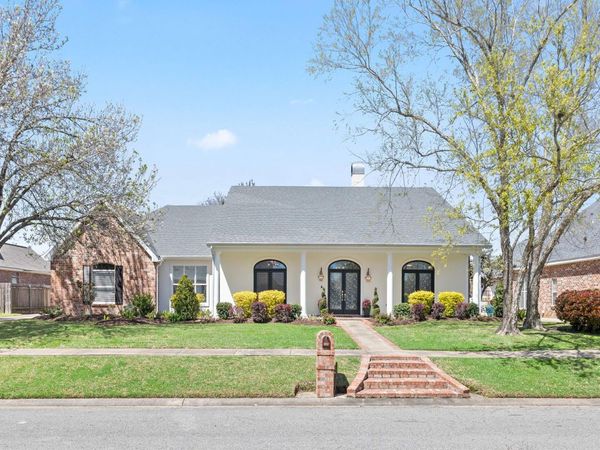 200 Westfield Drive , Lafayette, LA 70503