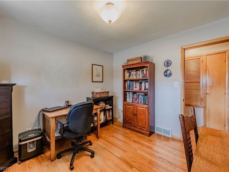 3605 Glenbar Drive, Fairview Park, OH 44126 Photo 12