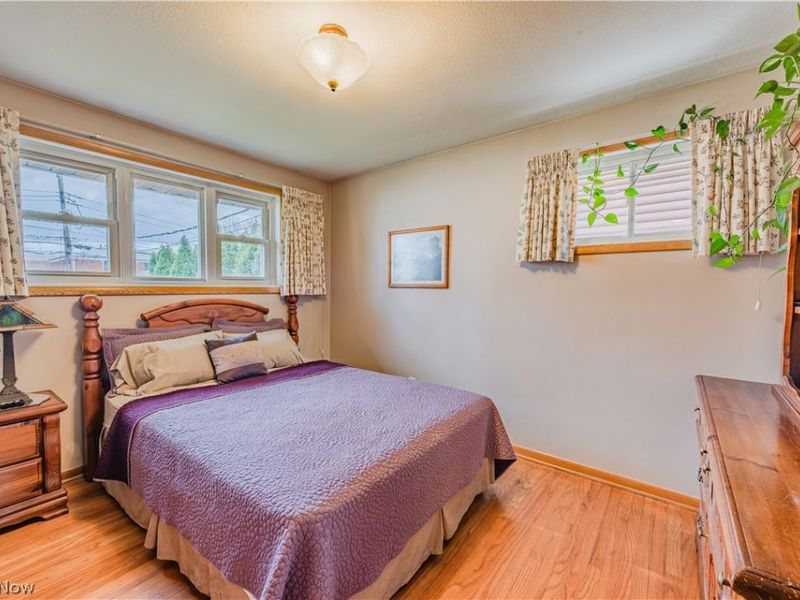 3605 Glenbar Drive, Fairview Park, OH 44126 Photo 9