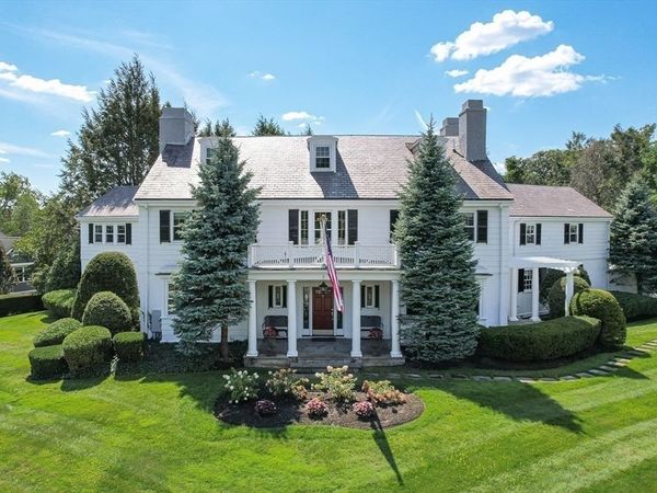 2 Everett Ave, Winchester, MA 01890