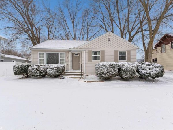 612 Central Avenue E, Clarion, IA 50525