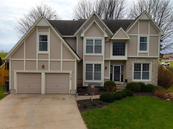13152 S Summit Street, Olathe, KS 66062