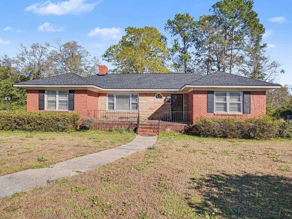 1008 N Withlacoochee Ave. , Marion, SC 29571