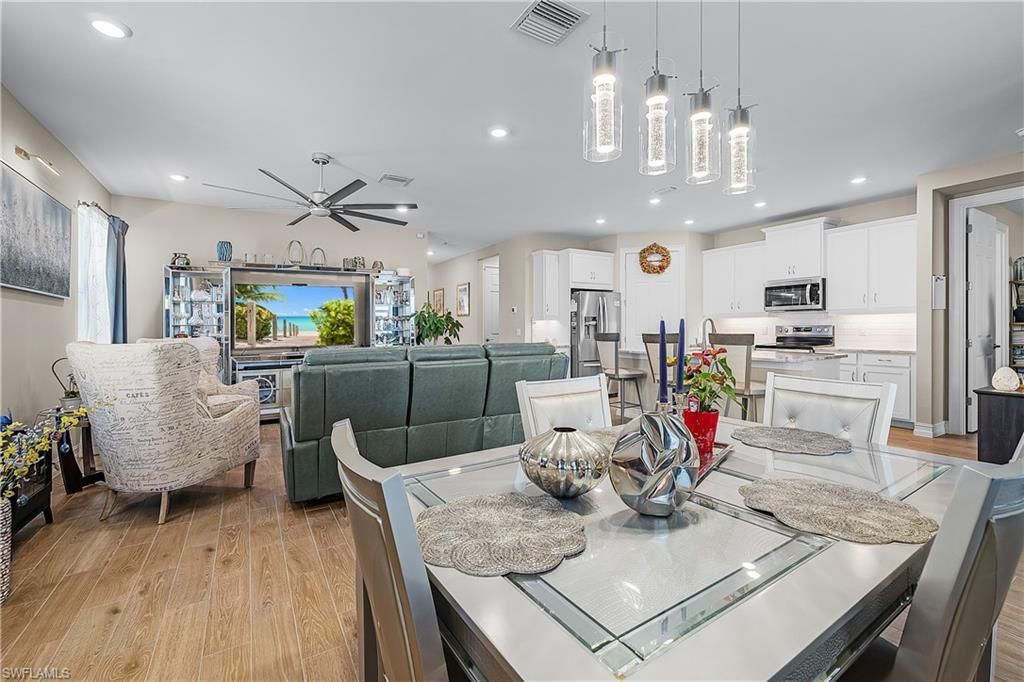 316 Spring Hill Lake Loop, Cape Coral, FL 33993 Photo