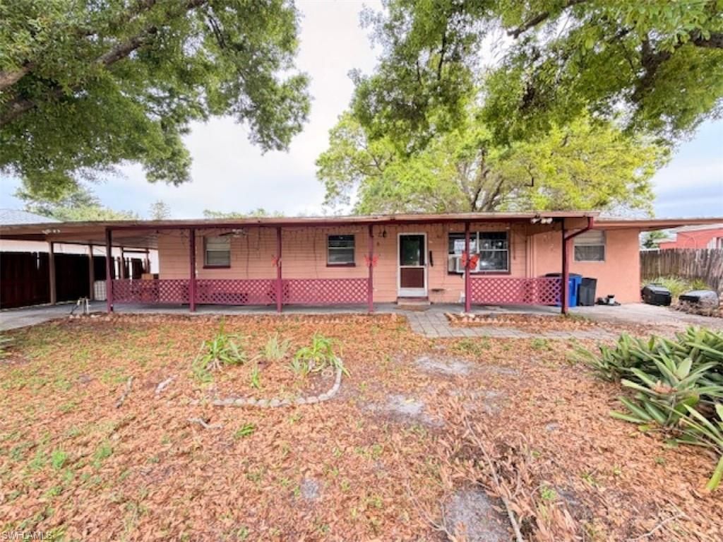 986 Tropical Palm Ave, North Fort Myers, FL 33903 Photo