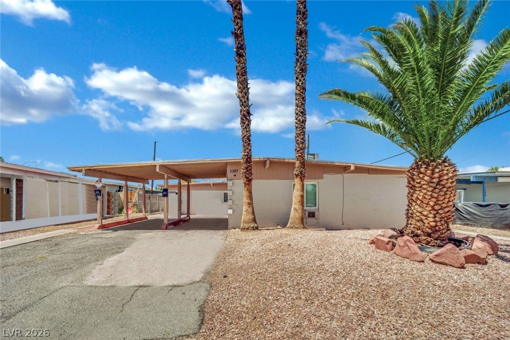 1205 Phillips Avenue, Las Vegas, NV 89104 Main Photo