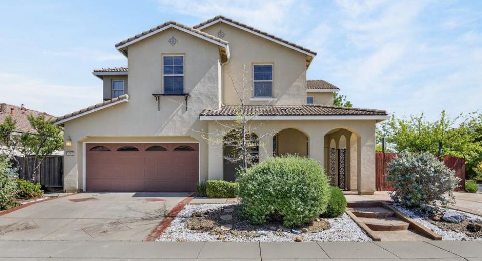 9765 Caneria Way, Elk Grove, CA 95757 Photo