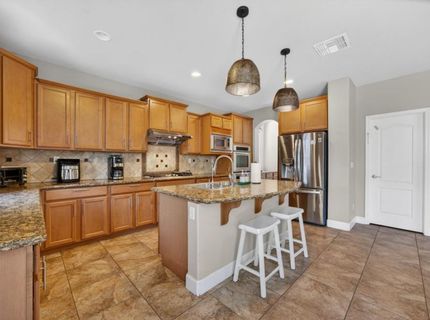 9765 Caneria Way, Elk Grove, CA 95757 Photo