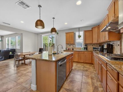 9765 Caneria Way, Elk Grove, CA 95757 Photo