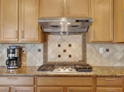 9765 Caneria Way, Elk Grove, CA 95757 Photo