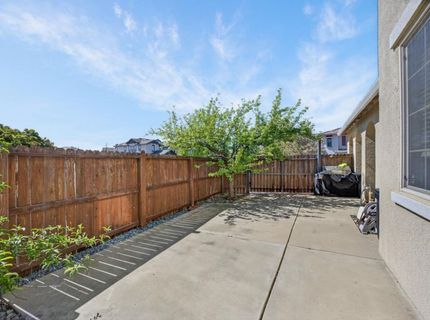 9765 Caneria Way, Elk Grove, CA 95757 Photo