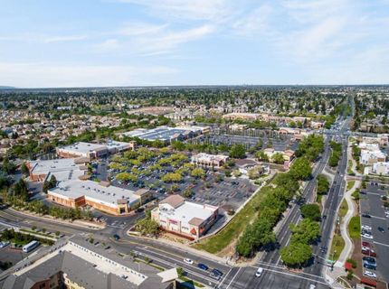 9765 Caneria Way, Elk Grove, CA 95757 Photo