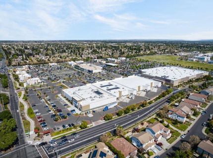 9765 Caneria Way, Elk Grove, CA 95757 Photo