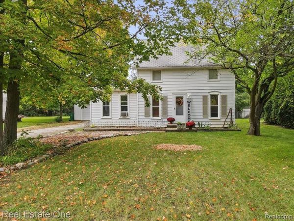 575 PONTIAC Street, Oxford Twp, MI 48371