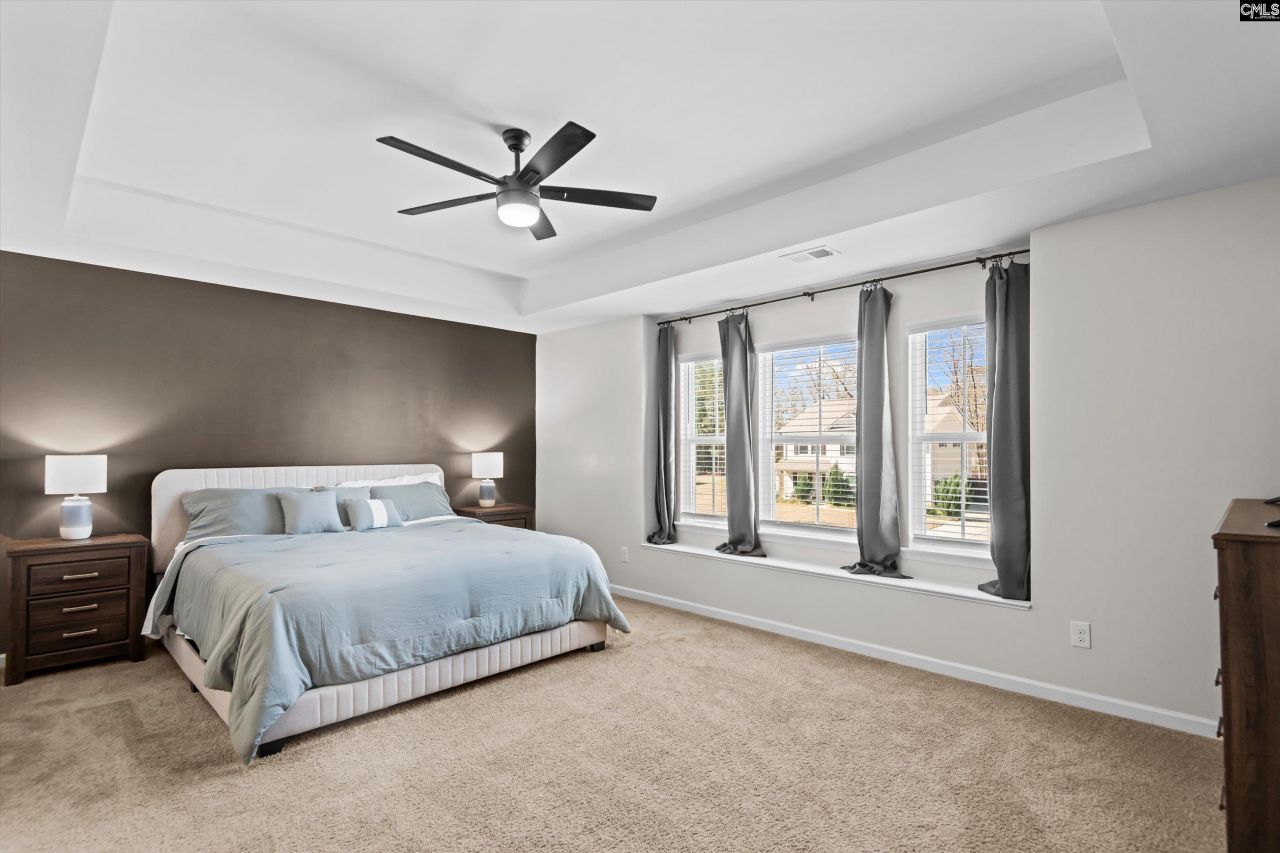 38 Regal Drive  Photo 16