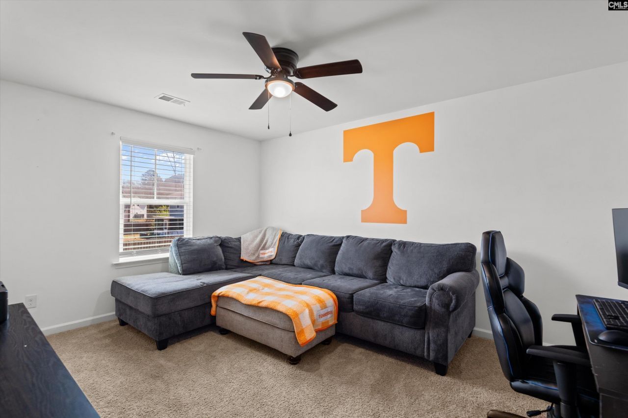 38 Regal Drive  Photo 26