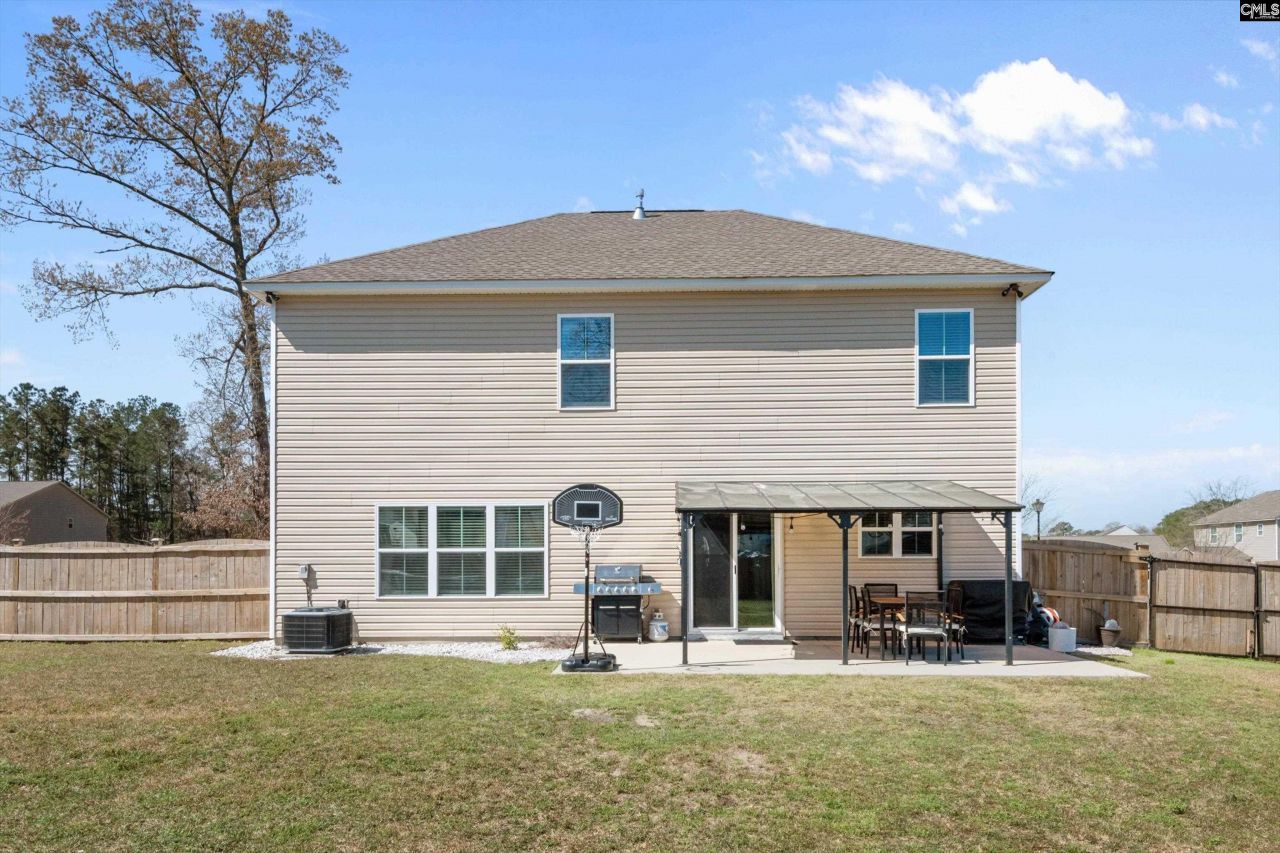 38 Regal Drive  Photo 31