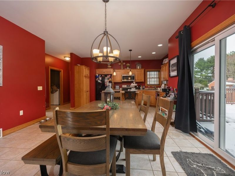 806 Forrest Ridge Drive, Dover, OH 44622 Photo 14