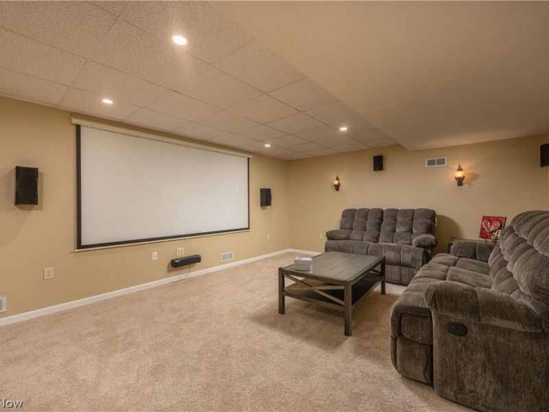 806 Forrest Ridge Drive, Dover, OH 44622 Photo 31