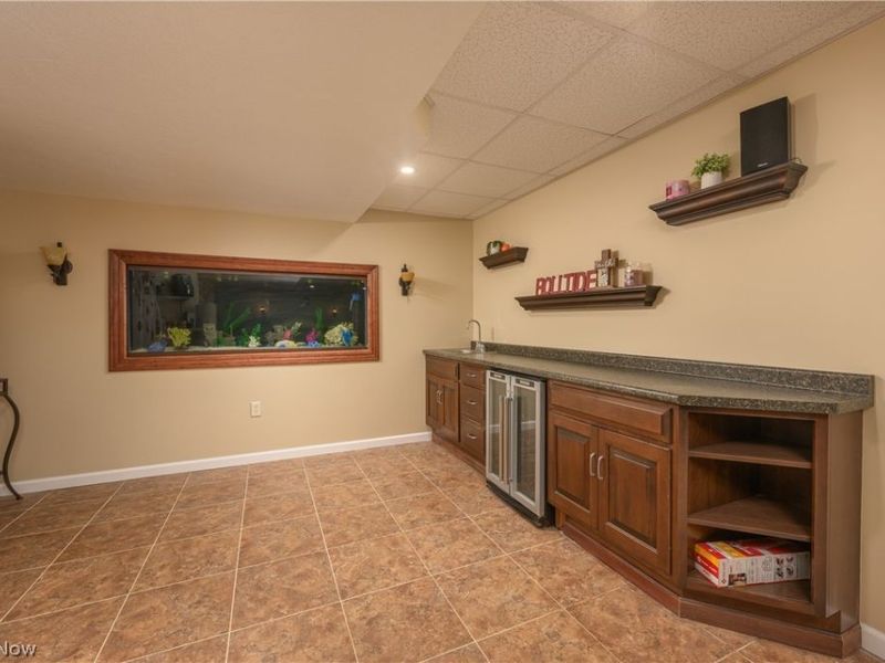 806 Forrest Ridge Drive, Dover, OH 44622 Photo 32