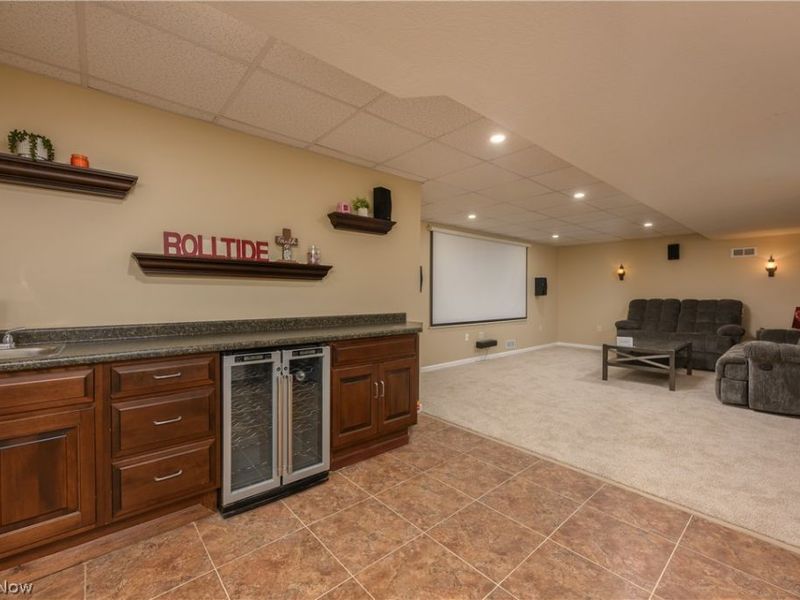 806 Forrest Ridge Drive, Dover, OH 44622 Photo 33