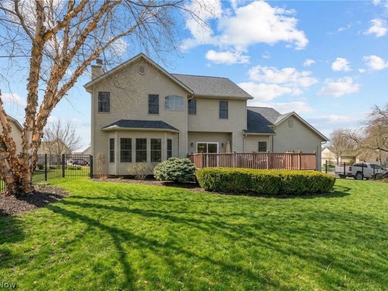 806 Forrest Ridge Drive, Dover, OH 44622 Photo 4