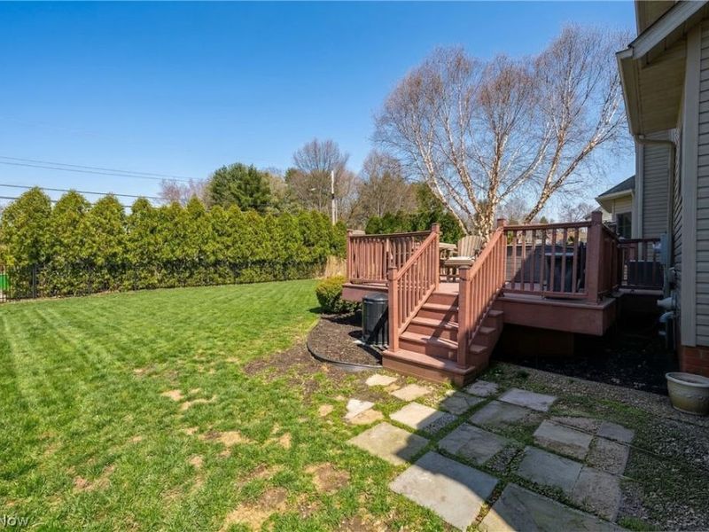 806 Forrest Ridge Drive, Dover, OH 44622 Photo 5