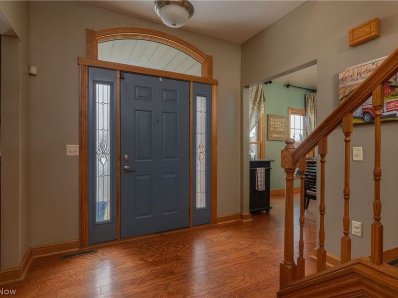 806 Forrest Ridge Drive, Dover, OH 44622 Photo 7