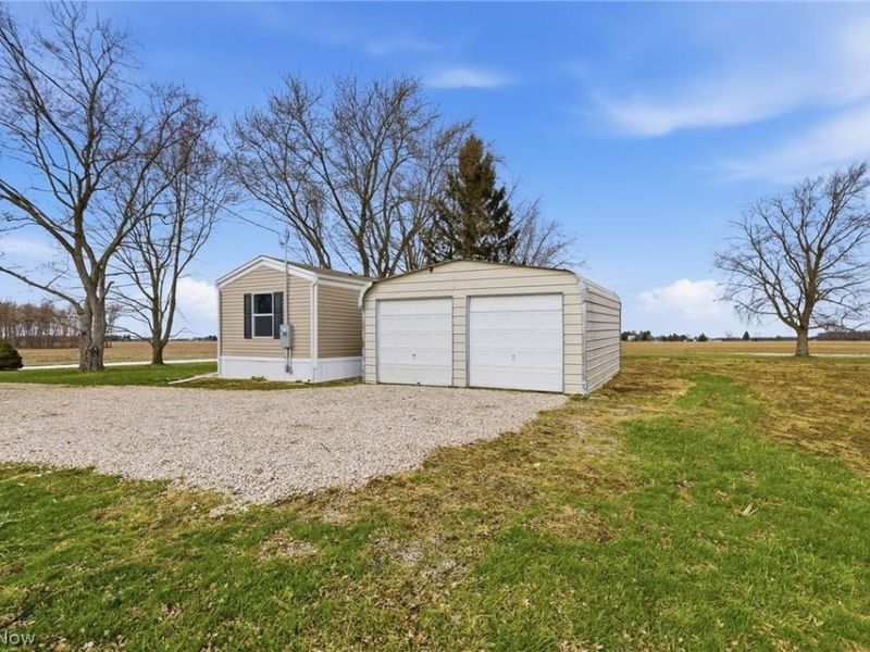 2201 Marion Melmore Road, Bucyrus, OH 44820 Photo 11