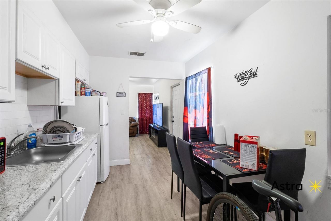 2350 Grove Street S, Saint Petersburg, FL 33705 Photo