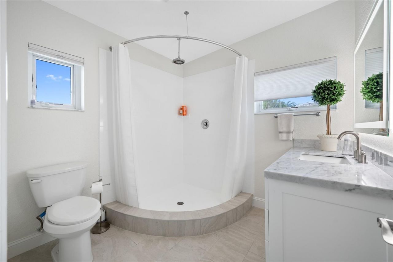 540 59th Avenue, Saint Pete Beach, FL 33706 Photo