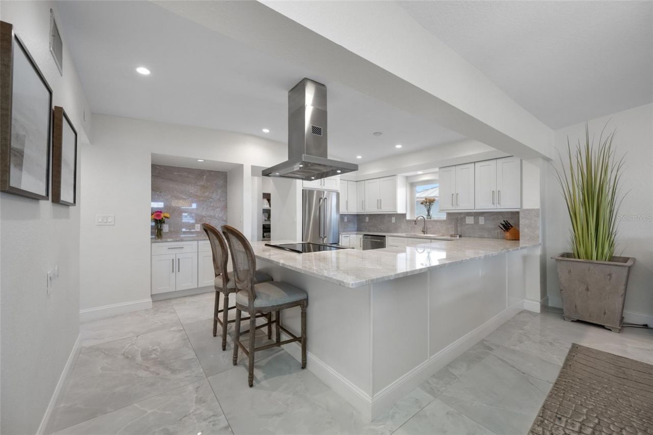 540 59th Avenue, Saint Pete Beach, FL 33706 Photo