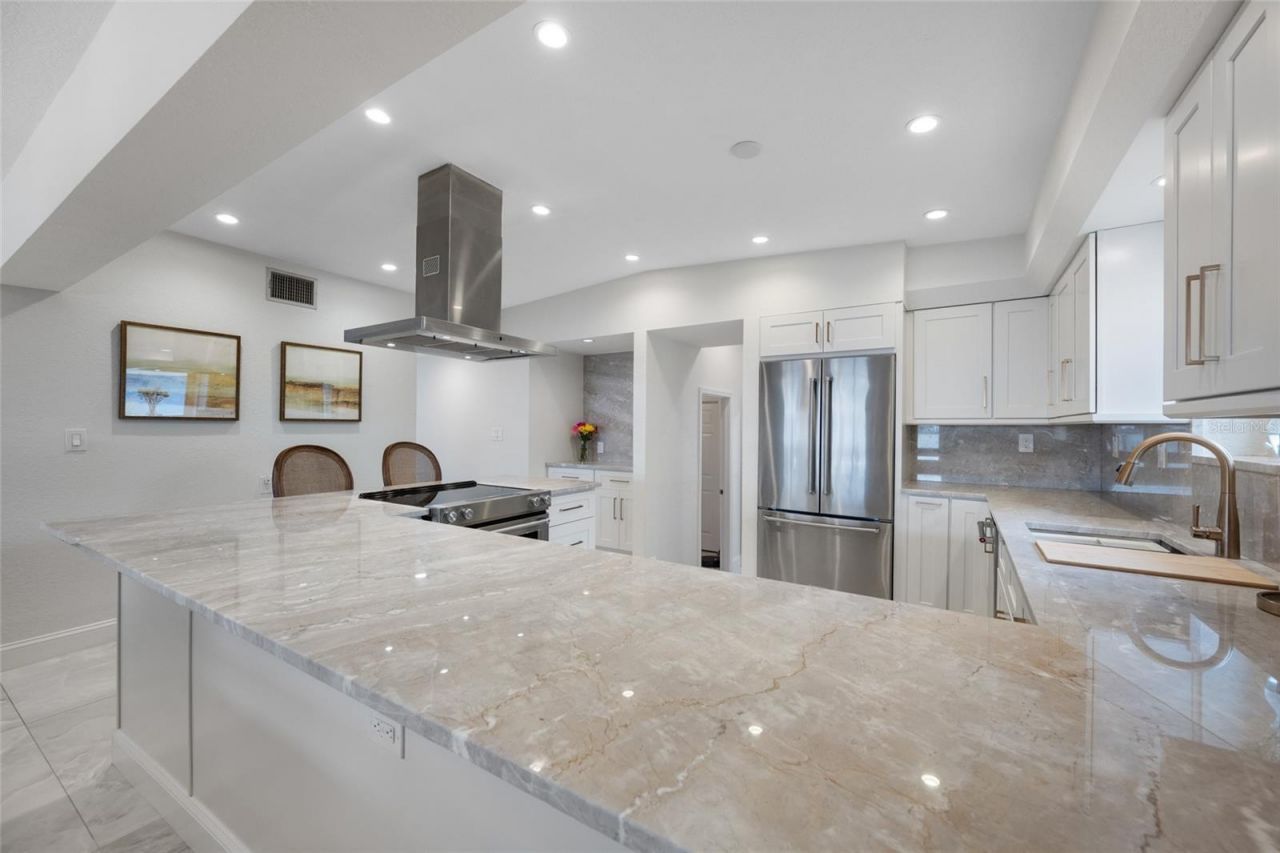 540 59th Avenue, Saint Pete Beach, FL 33706 Photo