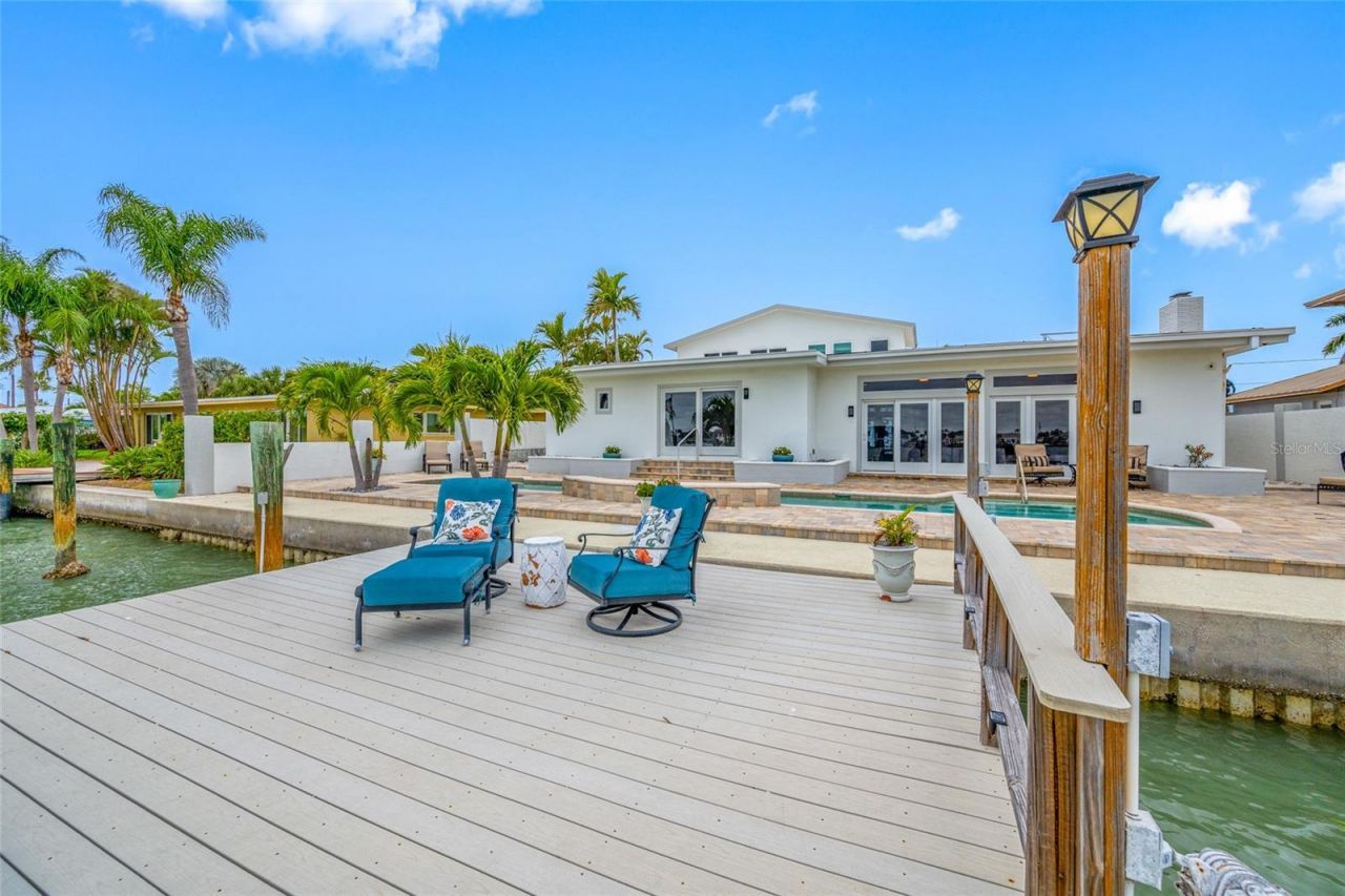 540 59th Avenue, Saint Pete Beach, FL 33706 Photo