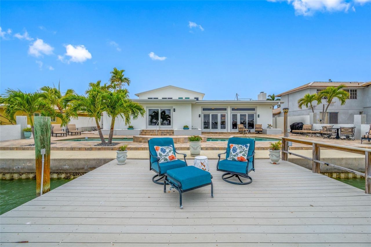 540 59th Avenue, Saint Pete Beach, FL 33706 Photo