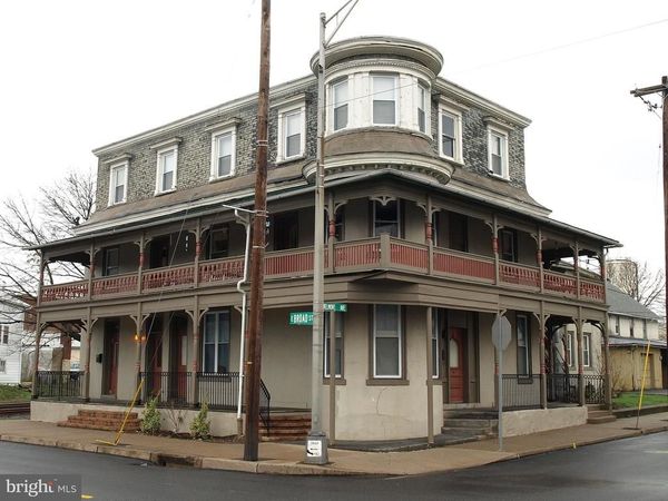 101 E BROAD STREET , UNIT 2, QUAKERTOWN, PA 18951