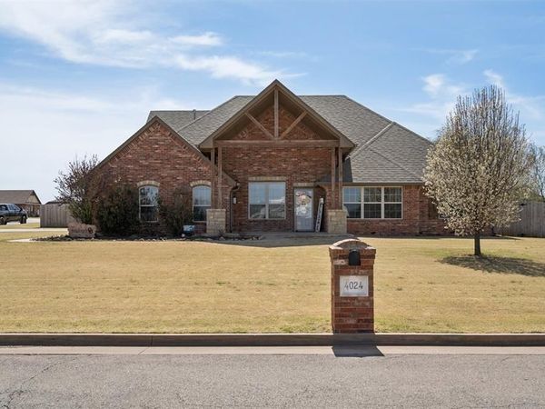 4024 Southridge Lane, Piedmont, OK 73078