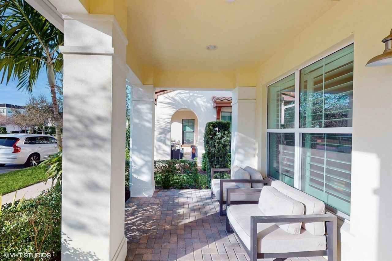 2098 Dickens Terrace, Palm Beach Gardens, FL 33418 Photo