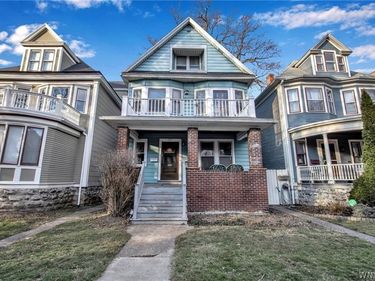 175 St James Place , Buffalo, NY 14222