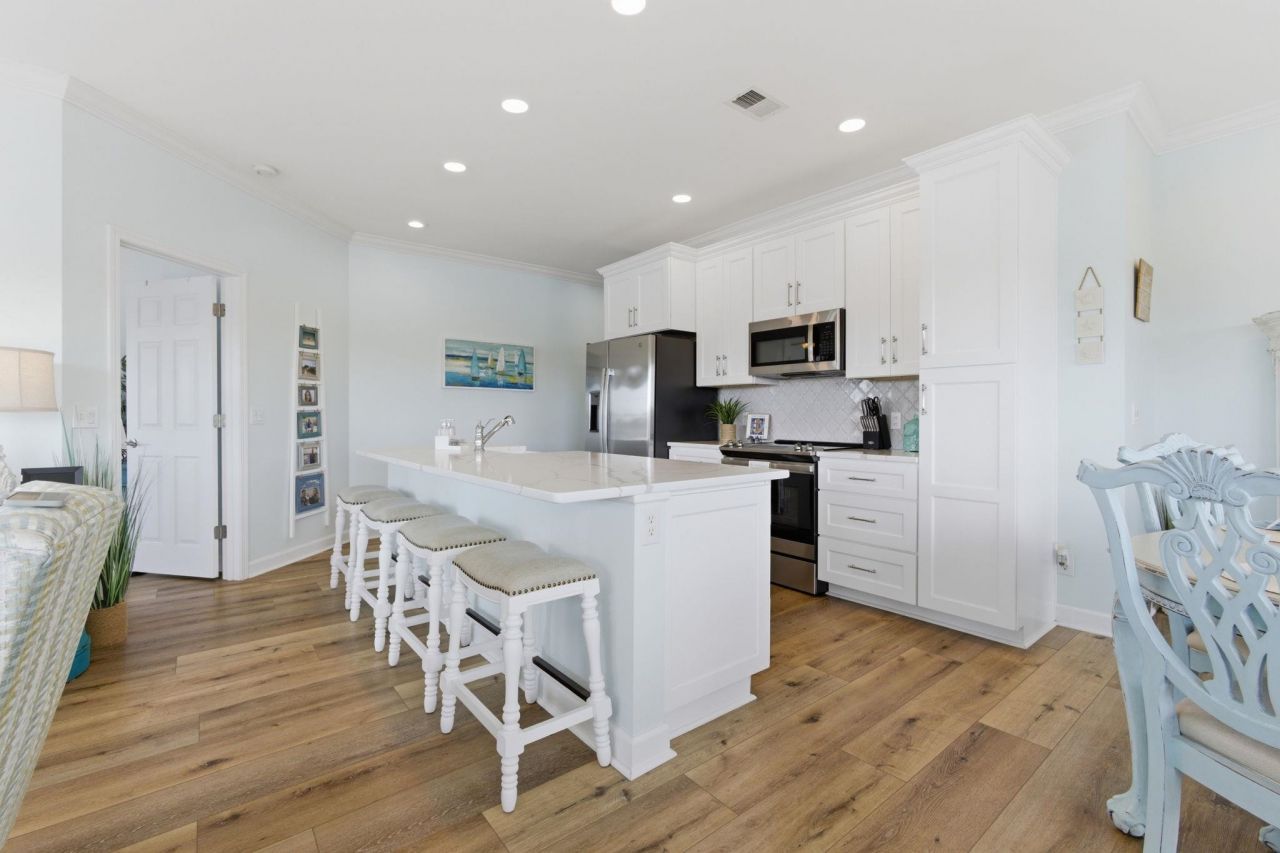 4433 Eastport Blvd. Photo 11