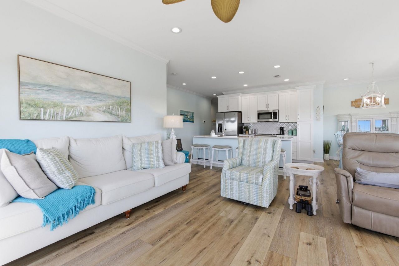 4433 Eastport Blvd. Photo 22