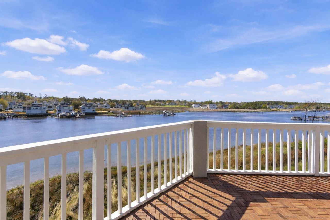 4433 Eastport Blvd. Photo 25