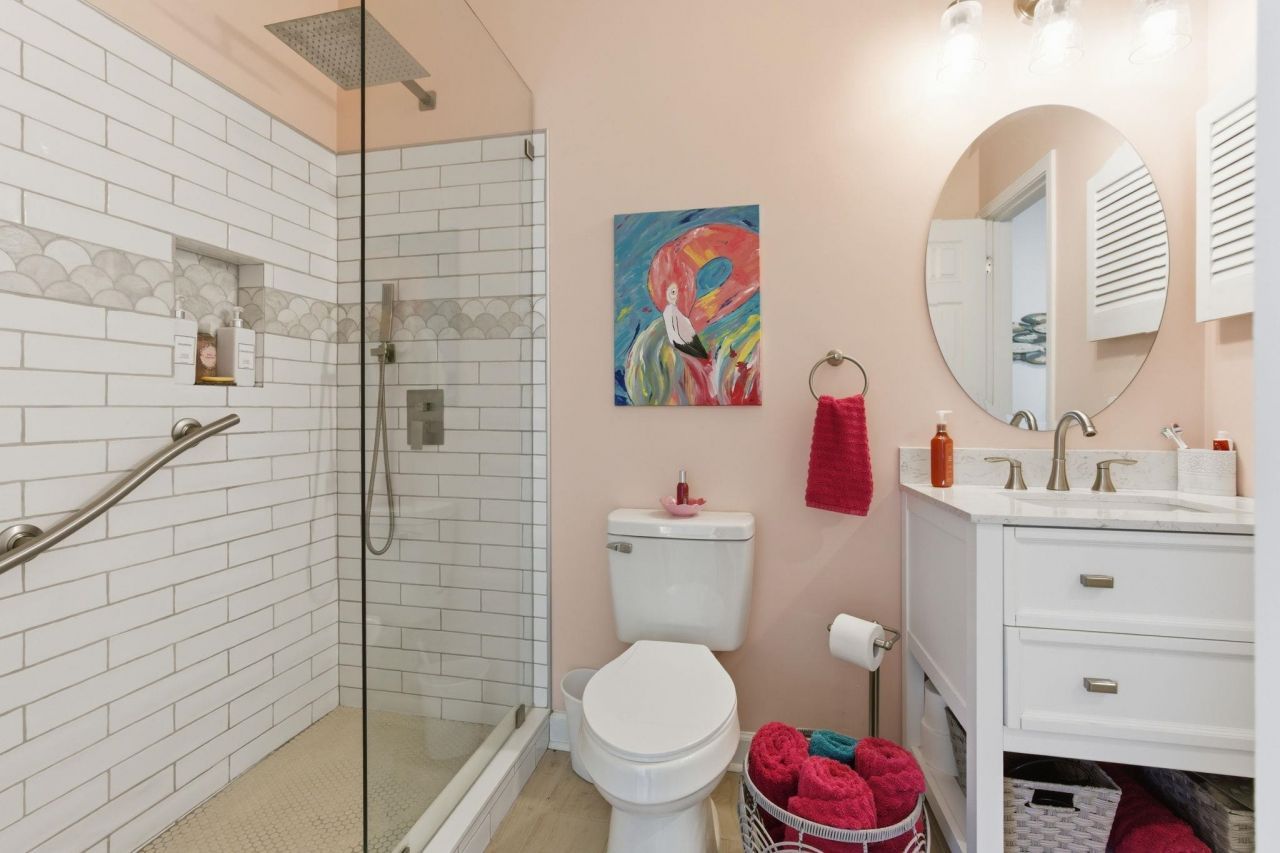 4433 Eastport Blvd. Photo 50