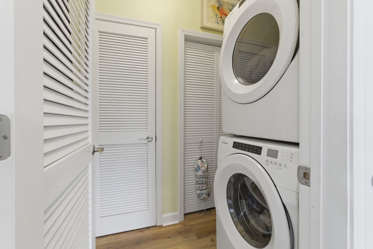 4433 Eastport Blvd. Photo 53