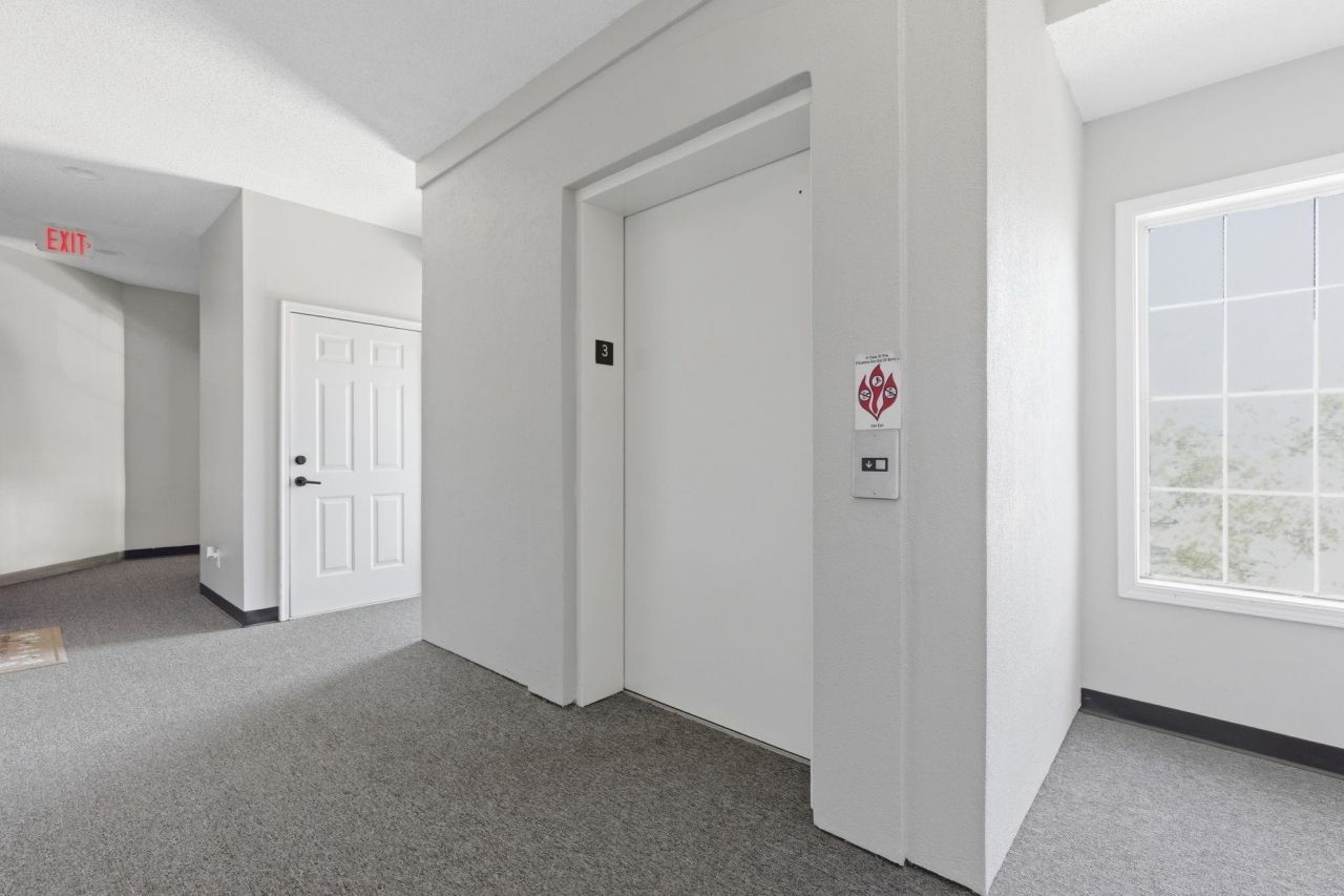 4433 Eastport Blvd. Photo 54