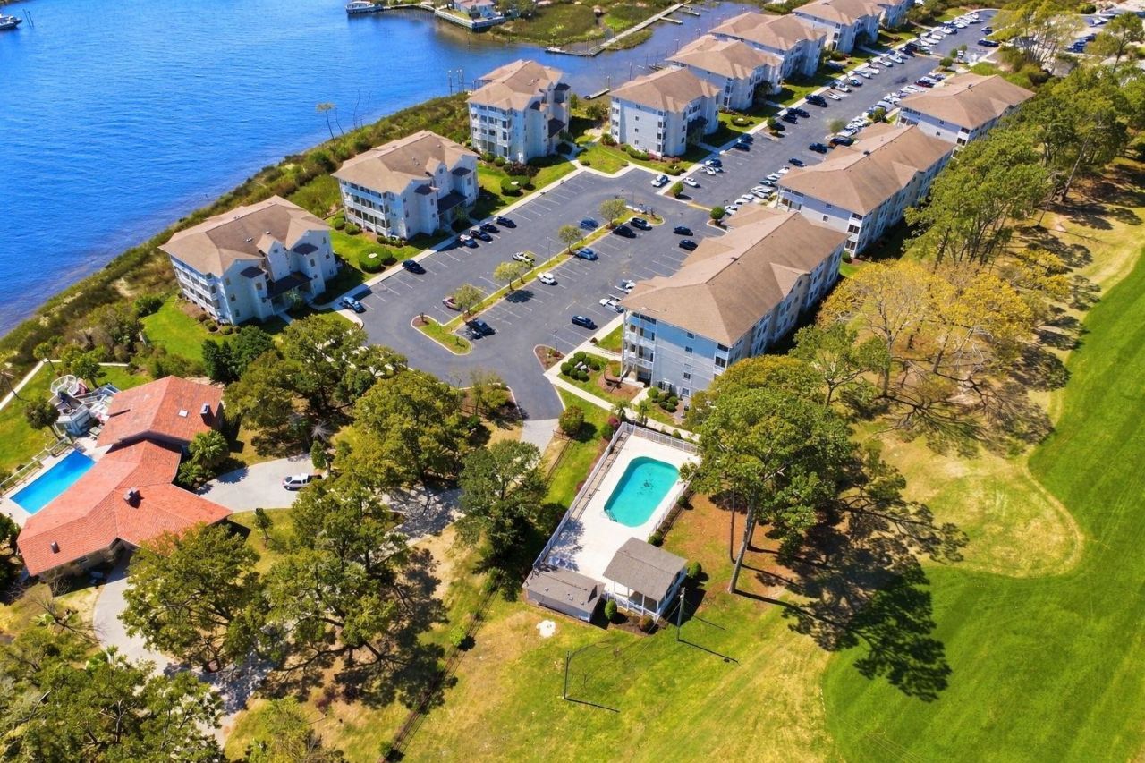 4433 Eastport Blvd. Photo 59